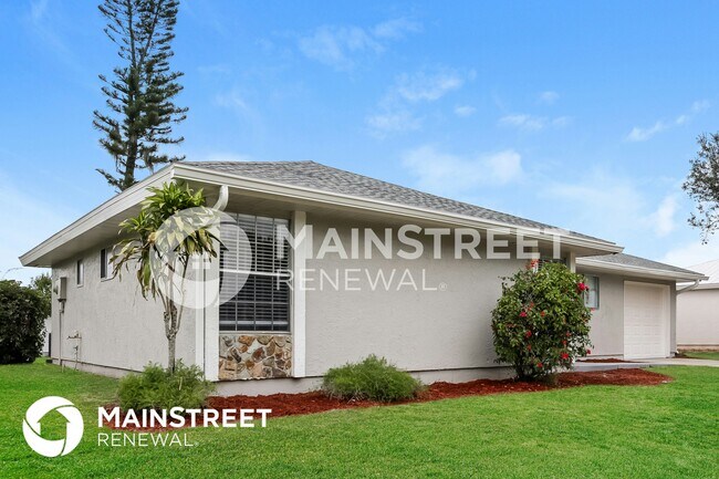 Building Photo - 4740 Escalante Dr