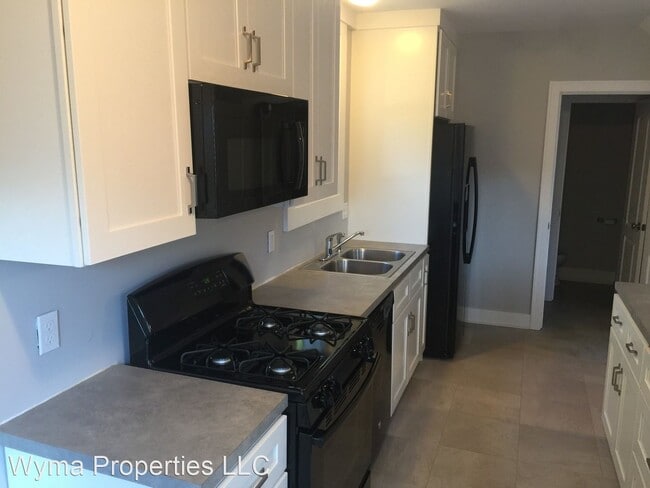 Building Photo - 3 br, 1.5 bath House - 1218 Fisk RD SE