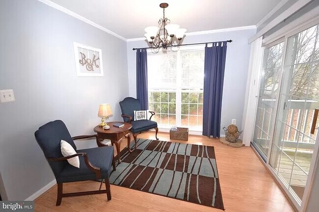Living Room - 2501 Coach House Way