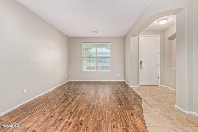 Foto del edificio - 15064 W Westview Dr