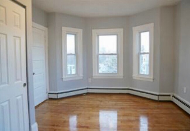 Foto del edificio - 114 Winthrop St