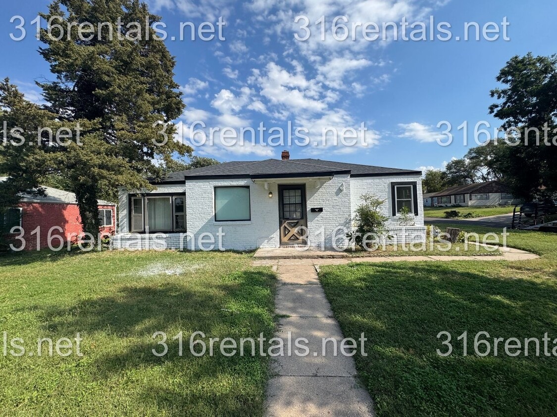 Foto del edificio - $1095 - 3 bed 1 bath - newly remodeled - S...
