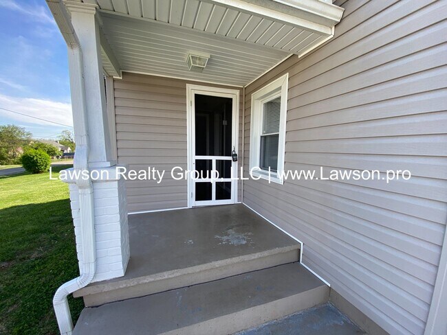 Foto del edificio - One Level Living with Nice Yard