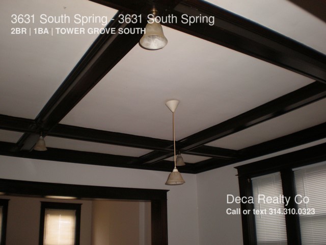 Building Photo - 3631 S Spring Ave