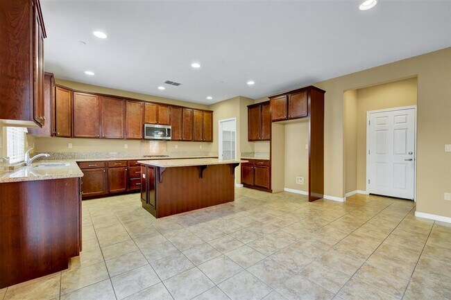 Foto del edificio - 2549 Mack Way