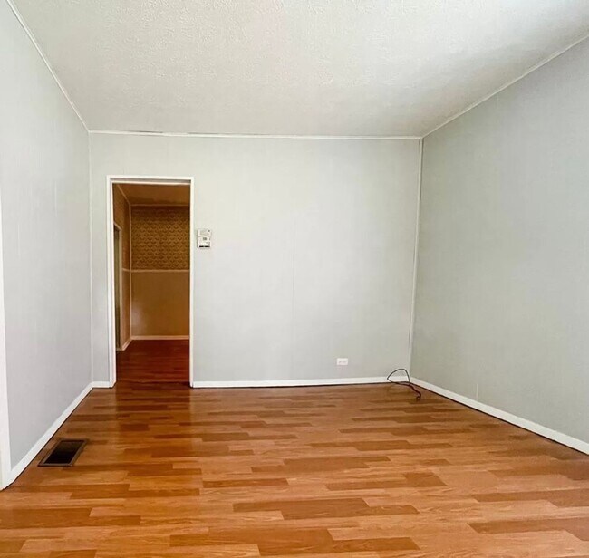 Foto del edificio - 2 bedroom, 1 bathroom House! Available now!