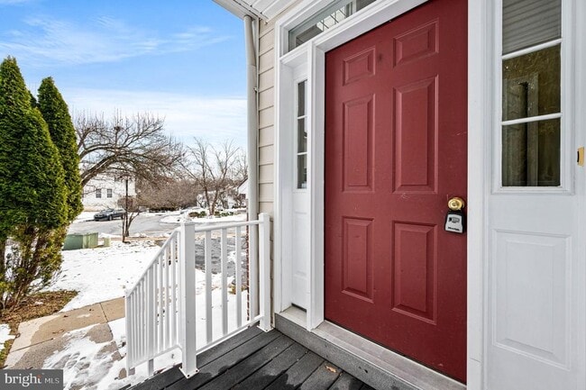 Building Photo - 120 Elizabeth Ct