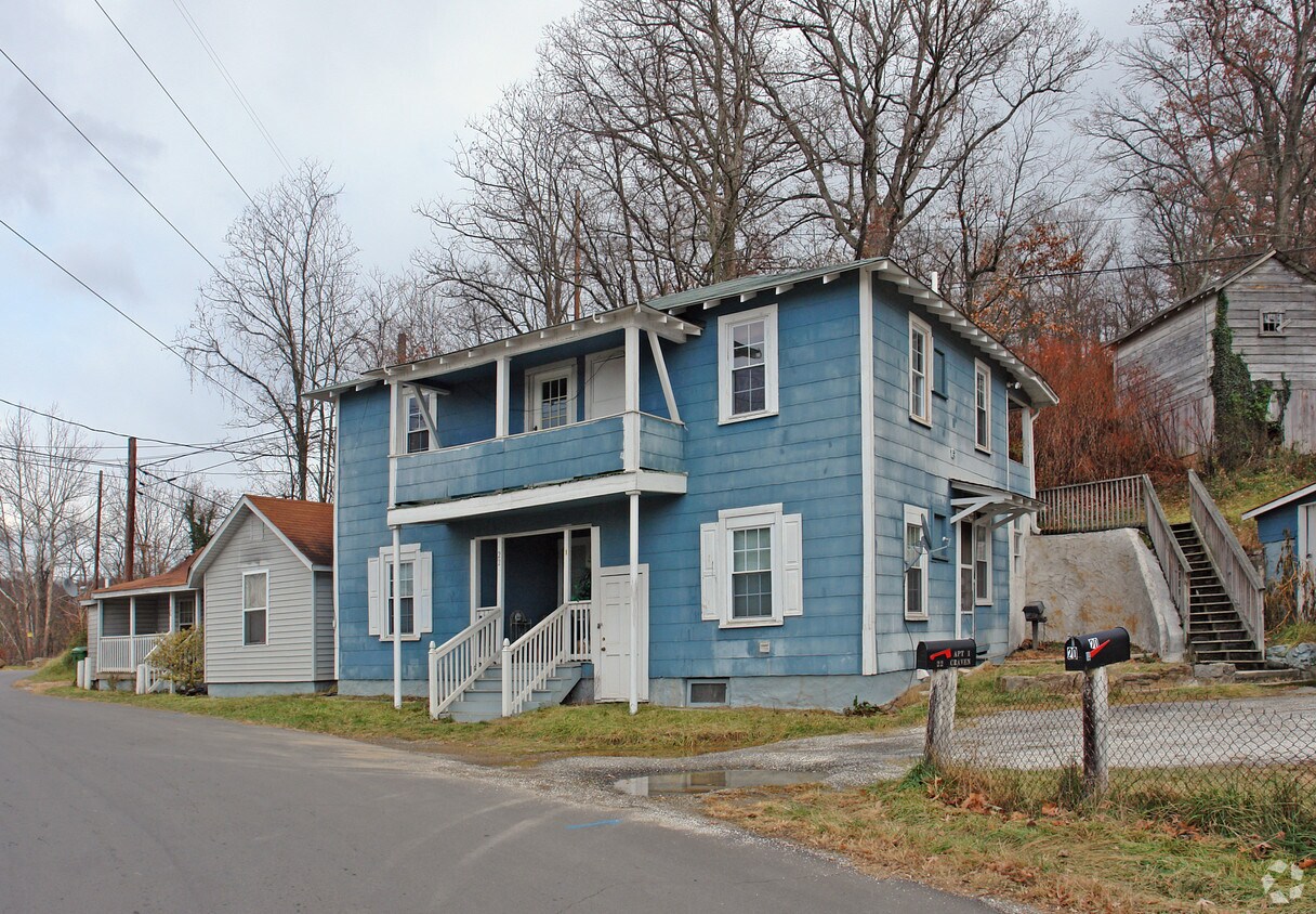 22 Craven St, Asheville, NC 28806 Apartments in Asheville, NC