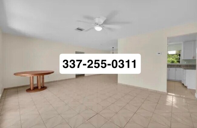 Foto del edificio - 195 SW Ivanhoe Ct
