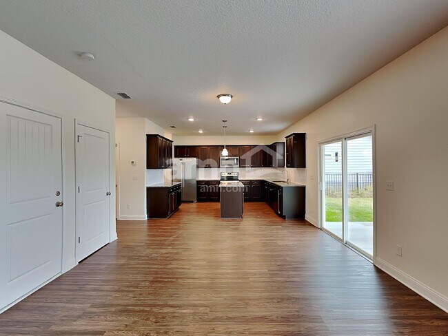 Building Photo - 3109 Creek Village Ln