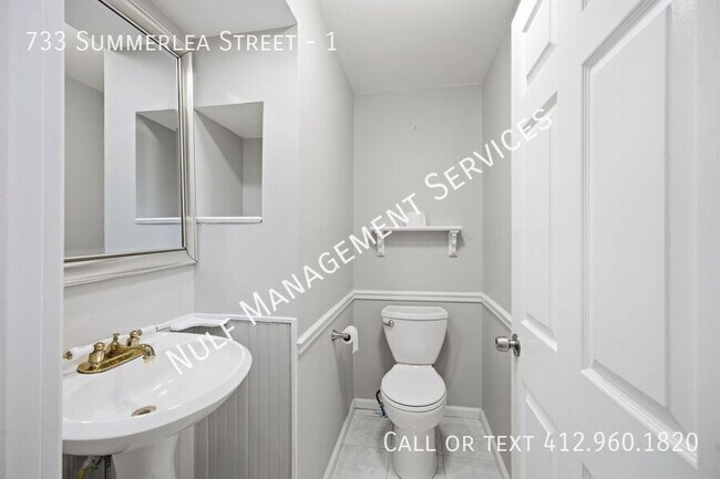 Foto del edificio - 733 Summerlea St