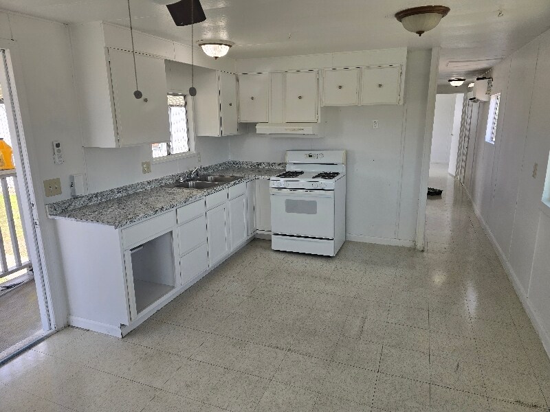 Primary Photo - 2065 Atwater Blvd