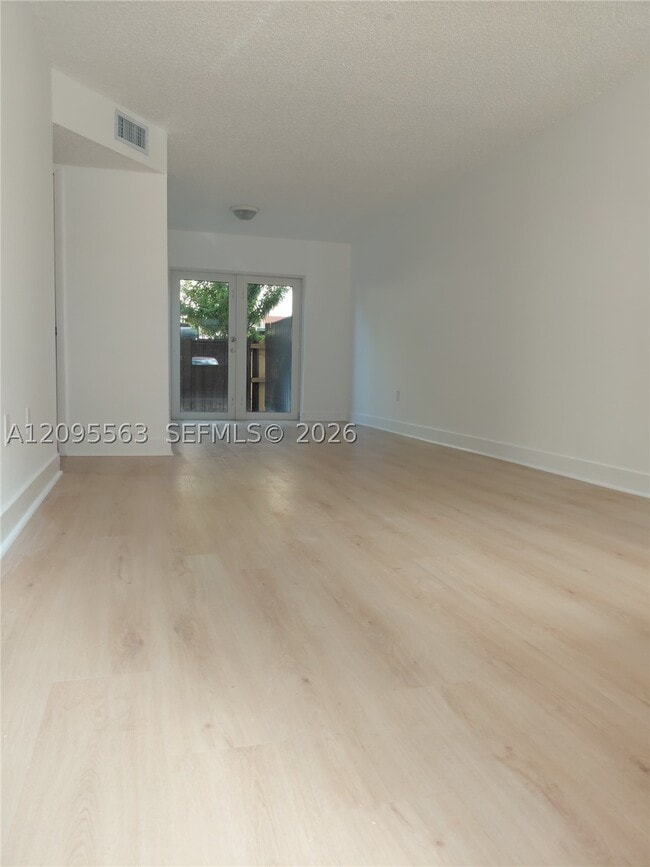 Building Photo - 5441 W 24th Ave