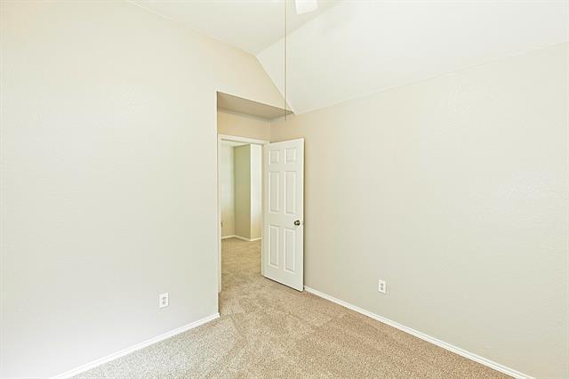 Foto del edificio - 2405 Hopkins Dr