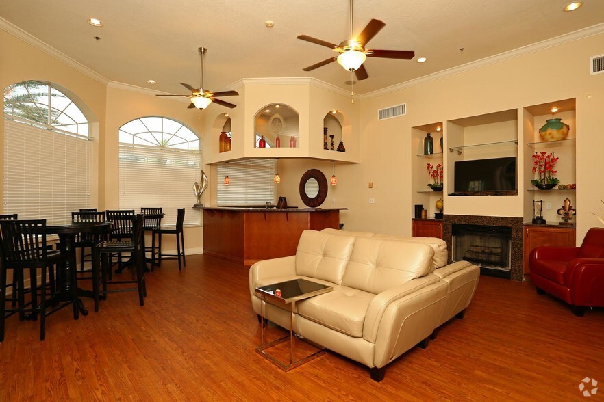 The Grand Reserve Lee Vista