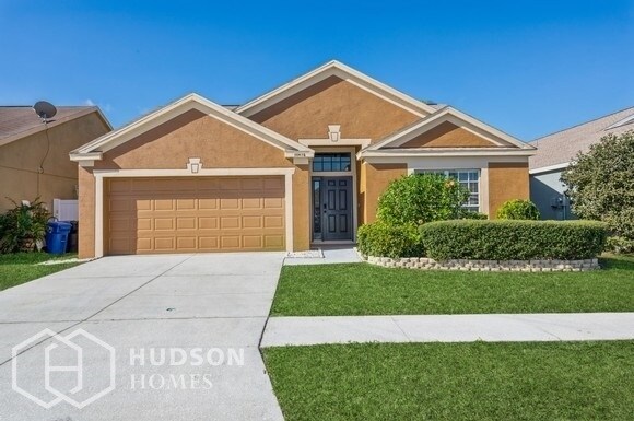 Foto principal - 10416 Hallmark Blvd