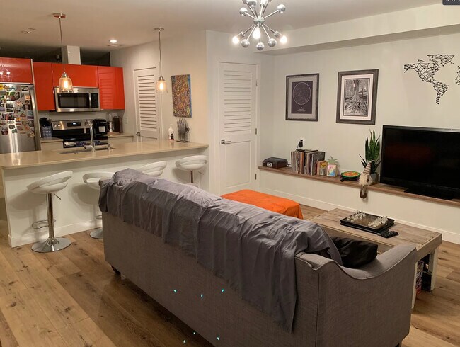 Photo - 715 Emerson St NW Townhome