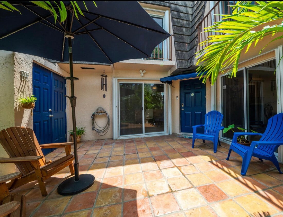 118 Linda Ln Unit B, Riviera Beach, FL 33404 Condo for Rent in