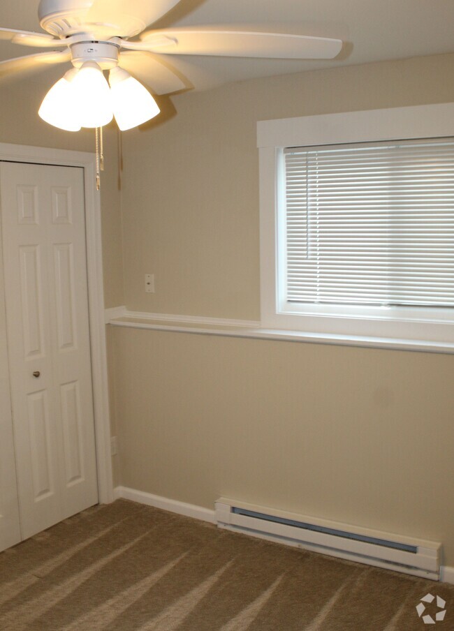 Remodeled 2 bedroom units in Clio