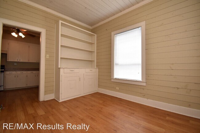 Foto del edificio - 4 br, 2 bath House - 705 W Georgia Ave