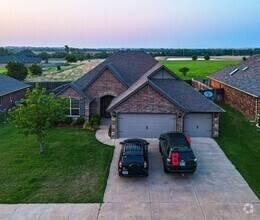 Building Photo - 4206 Mossy Oak Dr