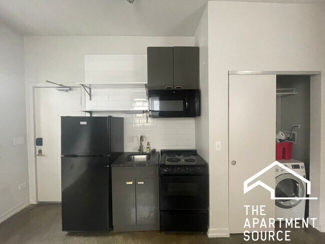 Foto del edificio - 1136 W Wilson Ave