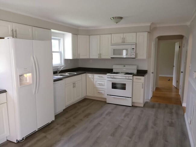 Photo - 4-Bedroom Home for Rent Summer 2026