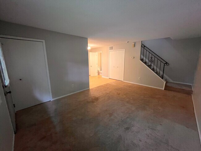 Foto del edificio - 13316 Zenith Ln