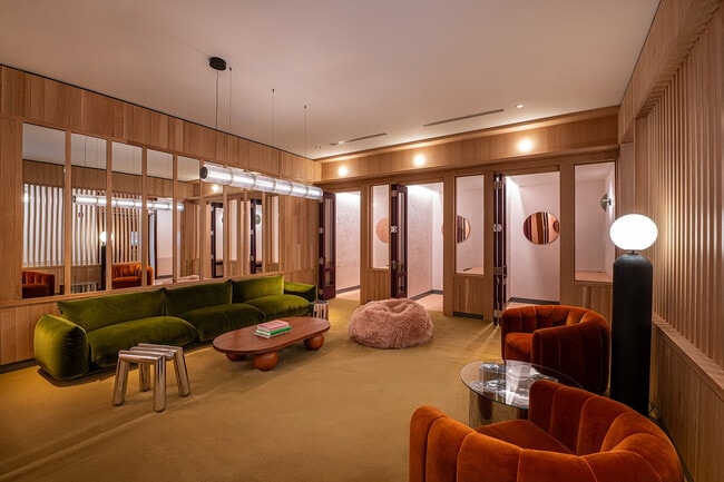 Building Photo - Fishtown Urby