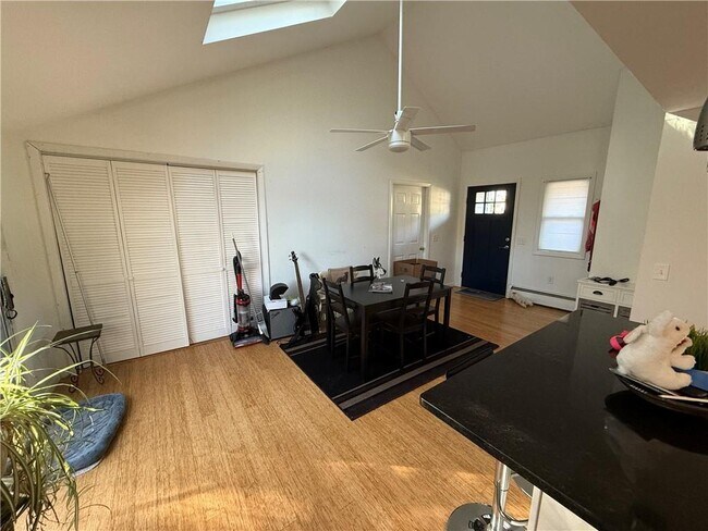 Foto del edificio - 32 Nipsah Rd