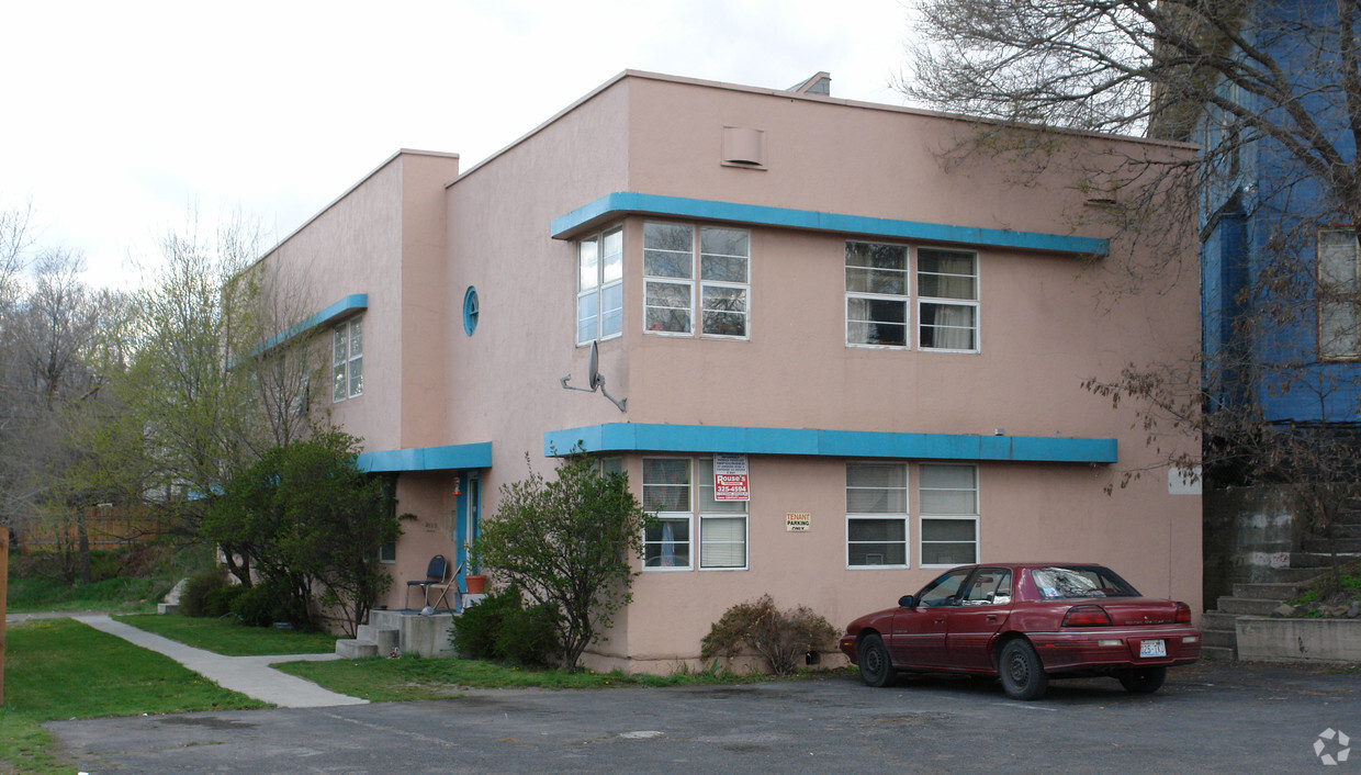 Primary Photo - 2008 W Sunset Blvd