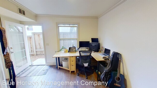 Building Photo - 3 br, 2 bath House - 1318 San Andres St Ap...