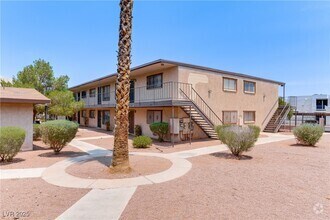 Building Photo - 625 S Royal Crest Cir