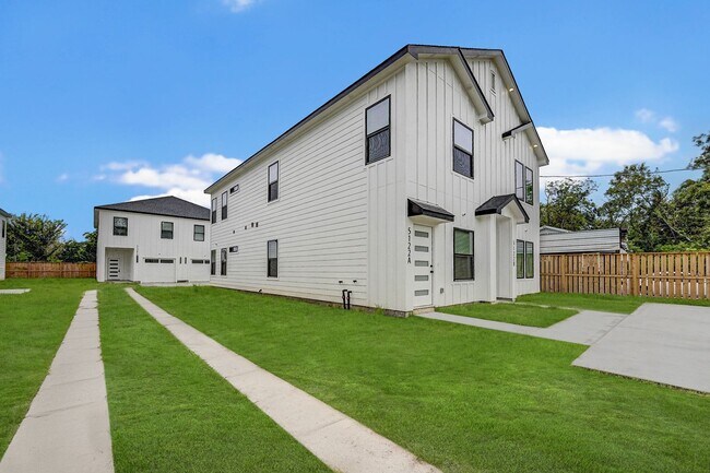 Foto del edificio - NEW BUILD 3 Bed Duplex!