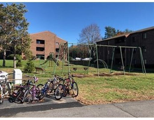 Building Photo - 15 Davis Rd