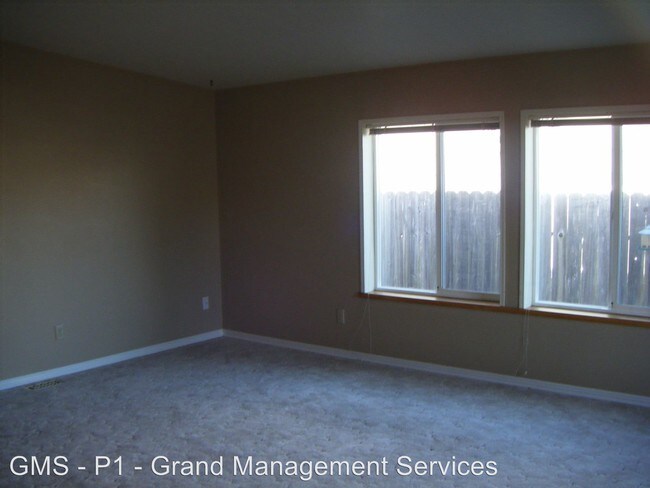 Building Photo - 3 br, 2 bath Apartment - 1920 Hayes Street