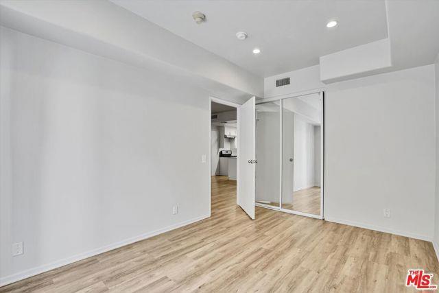 Primary Photo - 1242 9th St