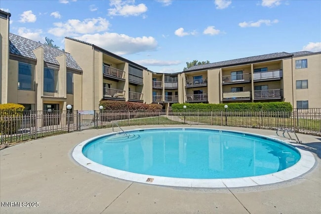 Building Photo - 2450 Lymbery St