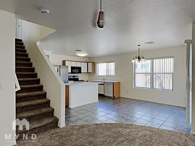 Building Photo - 1565 S Halsted Dr