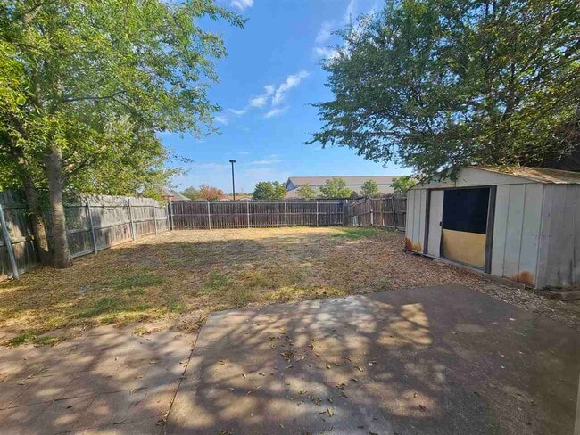 Building Photo - 7011 Stradford Ave