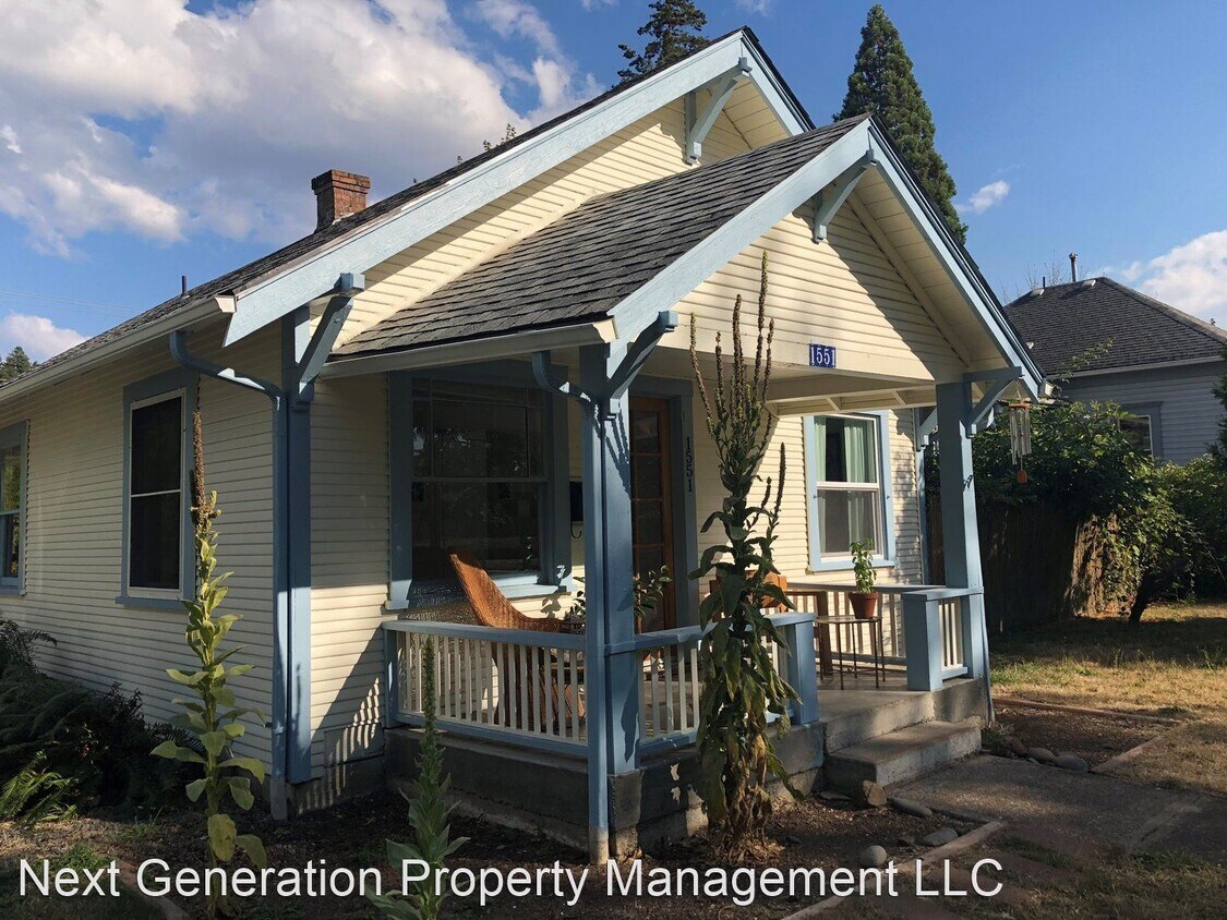 Primary Photo - 2 br, 1 bath House - 1551 Villard St.