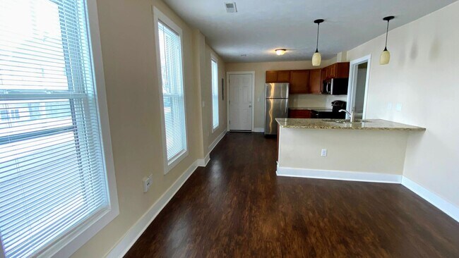 Foto del edificio - 1224 Plainfield Ave NE