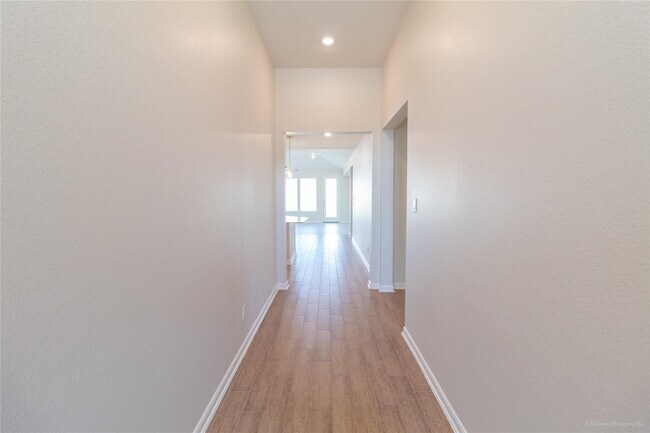 Foto del edificio - 9004 Cimarron River Ln