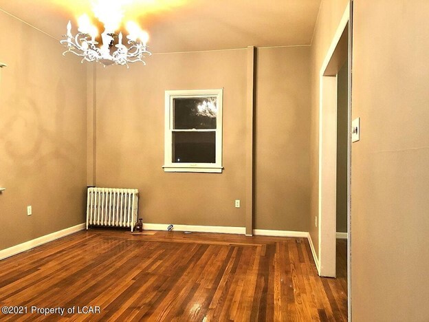 DINING ROOM - 10 Pittston Ave