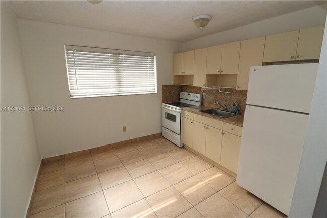 Foto del edificio - 1828 NW 19th St