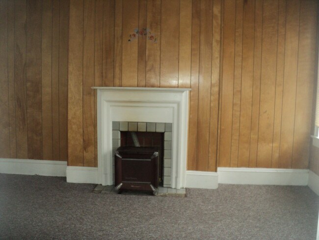Living room - 917 5th Ave