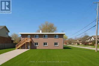 Building Photo - 41 Essa Rd