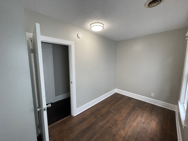 Bedroom 2 - 1132 Monroe Ave