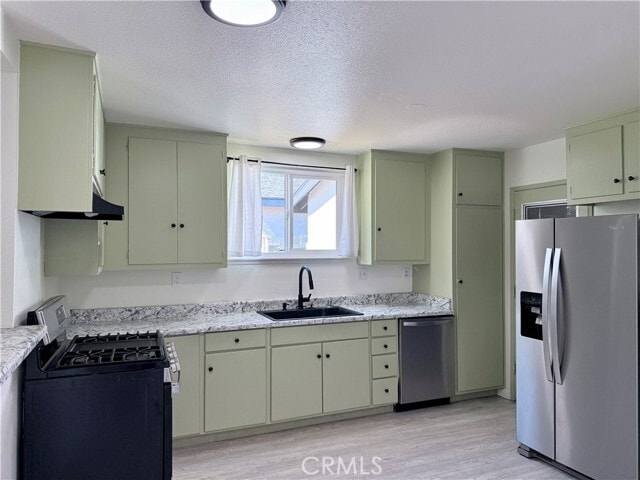 Building Photo - 175 S Vallejo Way