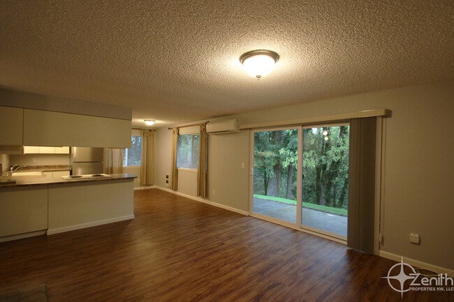 Building Photo - 13114 NW 8th Way